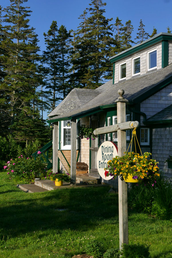 The Inn At Whale Cove Cottages